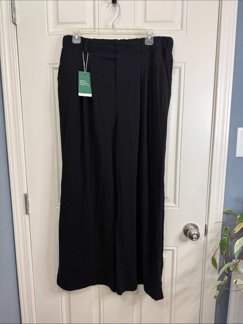 Black Wide-Leg Women's Waffle Work Pants - Classic Pull-On Style - XL Petite